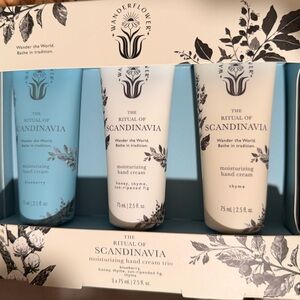 Ritual of Scandinavia Hand Cream Set - Blue and White